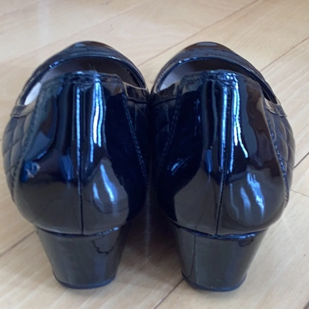 Cole Haan x Nike Air quilted black Wedge Shoes Cap Toe. Women’s size 7